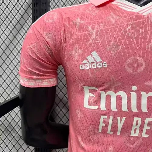 2026/2027 Versión Jugador Camiseta de Fútbol Edición Especial 08 Real Madrid 1:1 Calidad Tailandesa