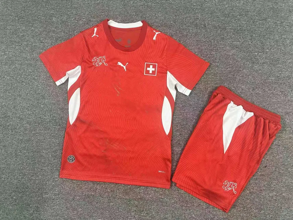 2026 Camiseta Local de la Selección de Suiza 1:1 Calidad Tailandesa Talla Infantil