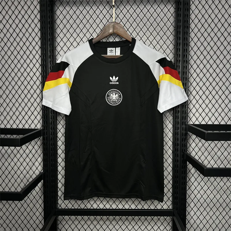 Uniforme de Prepartido Alemania 2024-2025 -Camiseta 3 Calidad Tailandesa