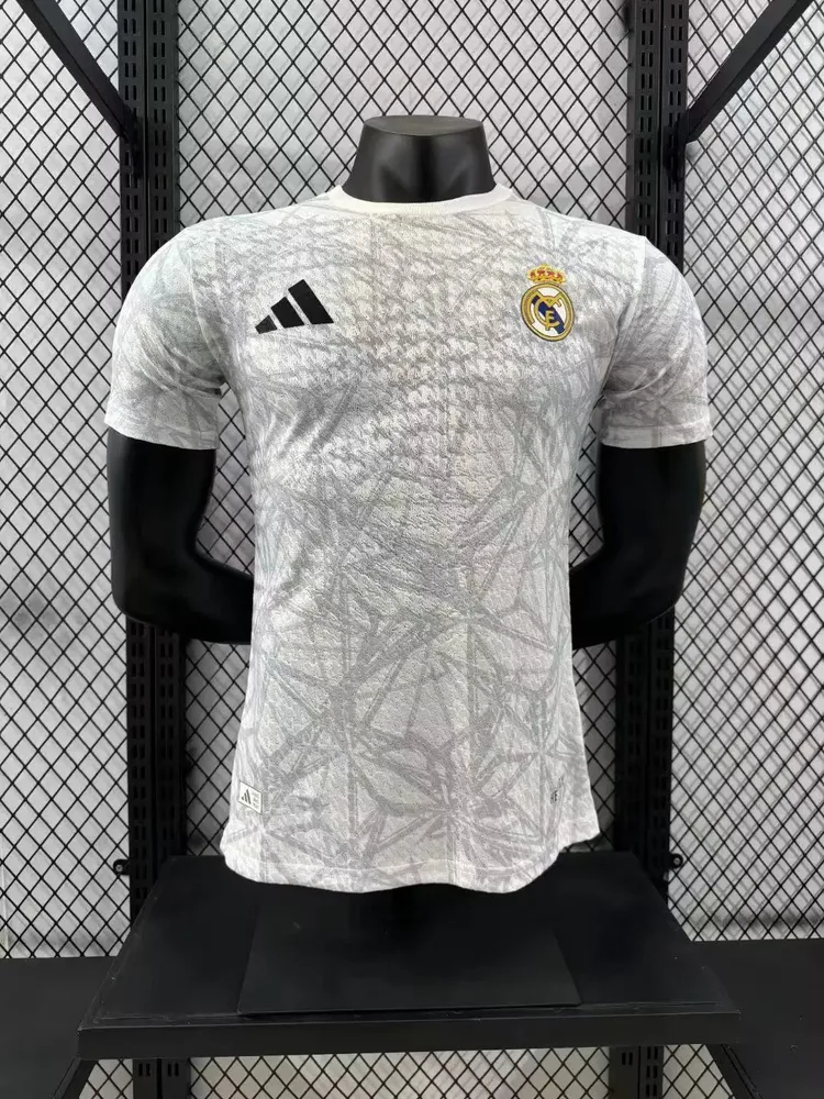 2024/2025 Versión Jugador Real Madrid Edición Especial 08 Camiseta de Fútbol Calidad Tailandesa — Vista 1