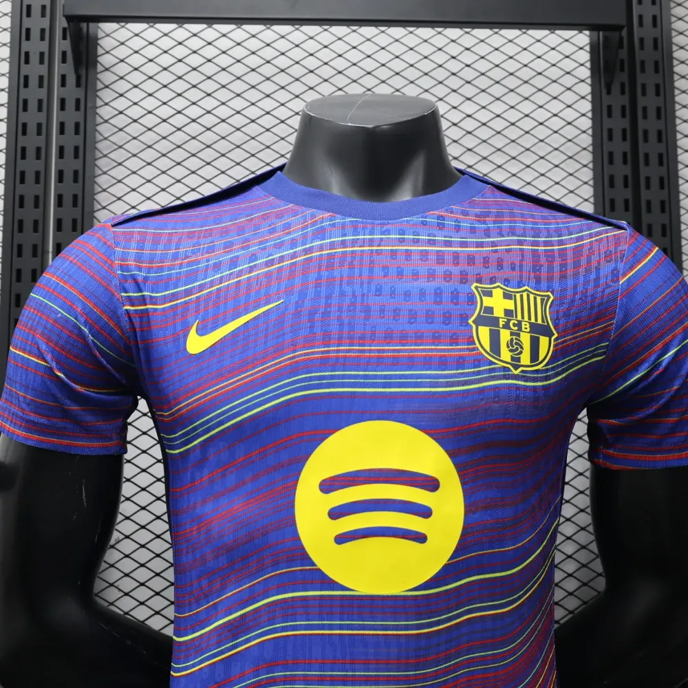 2025/2026 Camiseta de Fútbol Versión Jugador Barcelona Mono de Precompetición Calidad Tailandesa — Vista 3