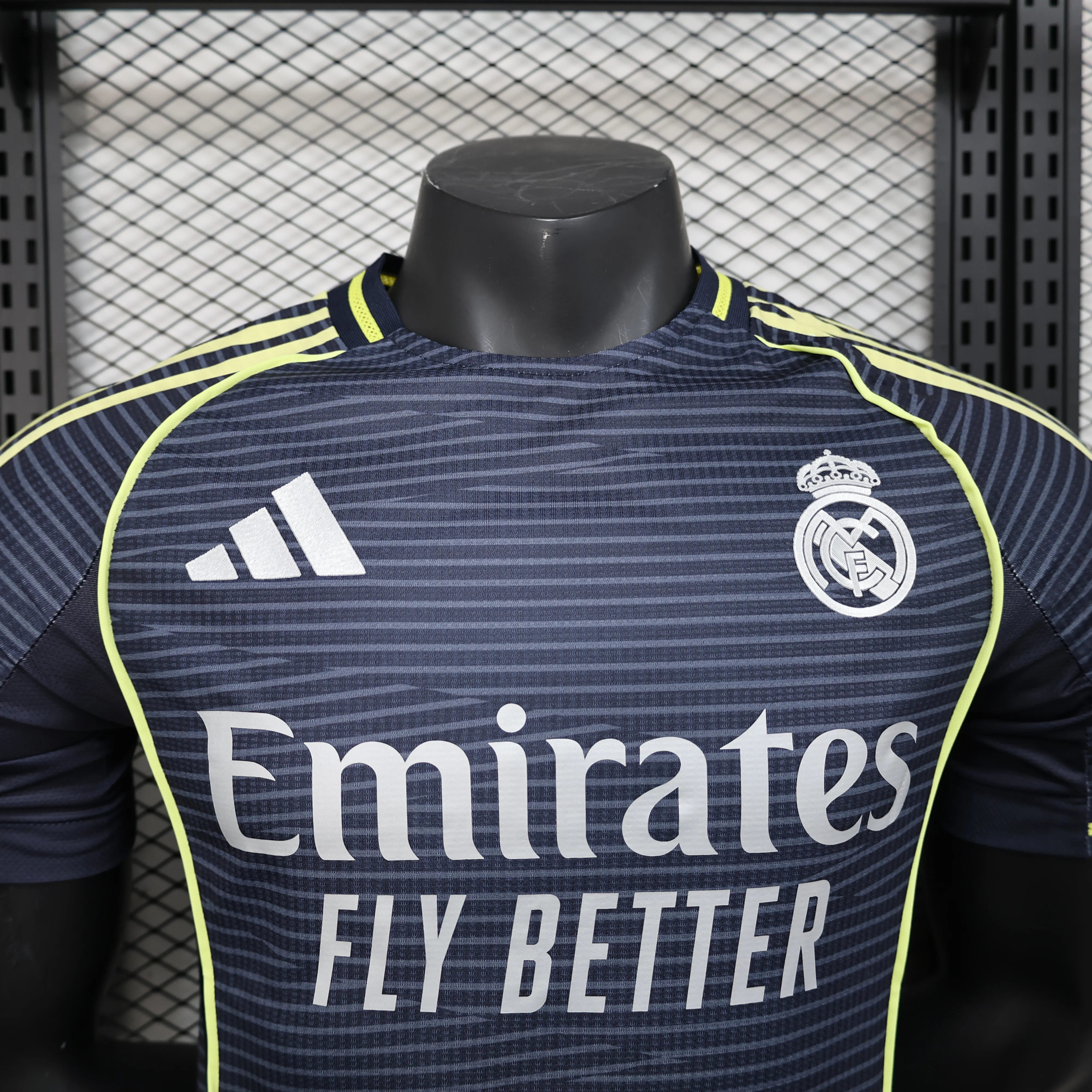 2025/2026 Versión Jugador Real Madrid Segunda Visitante Camiseta Fútbol Calidad Thai — Vista 13