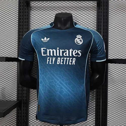 2025/2026 Versión Jugador Real Madrid Edición Especial 42 Camiseta de Fútbol Calidad Tailandesa — Vista 1