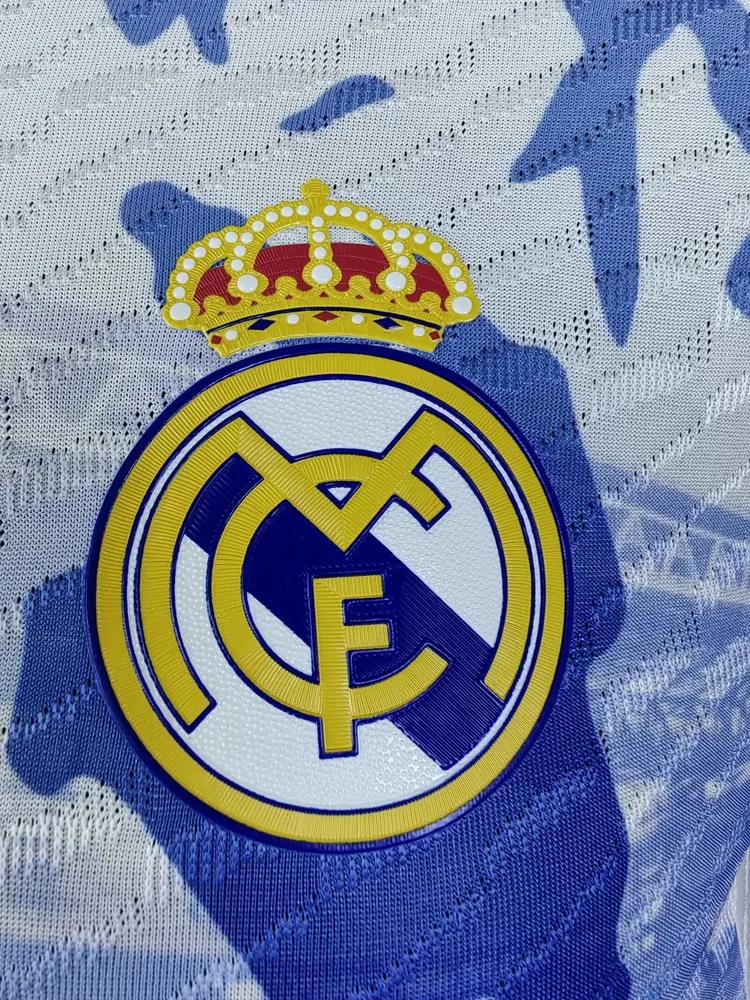 2025/2026 Versión Jugador Real Madrid Uniforme Prepartido Edición Especial Camiseta de Fútbol Calidad Tailandesa — Vista 4