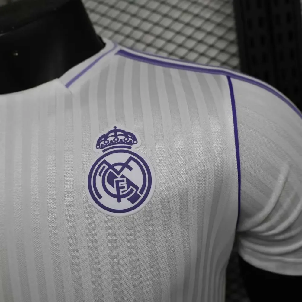2025/2026 Versión Jugador Edición Especial Real Madrid 06 Camiseta de Fútbol Calidad Tailandesa — Vista 5