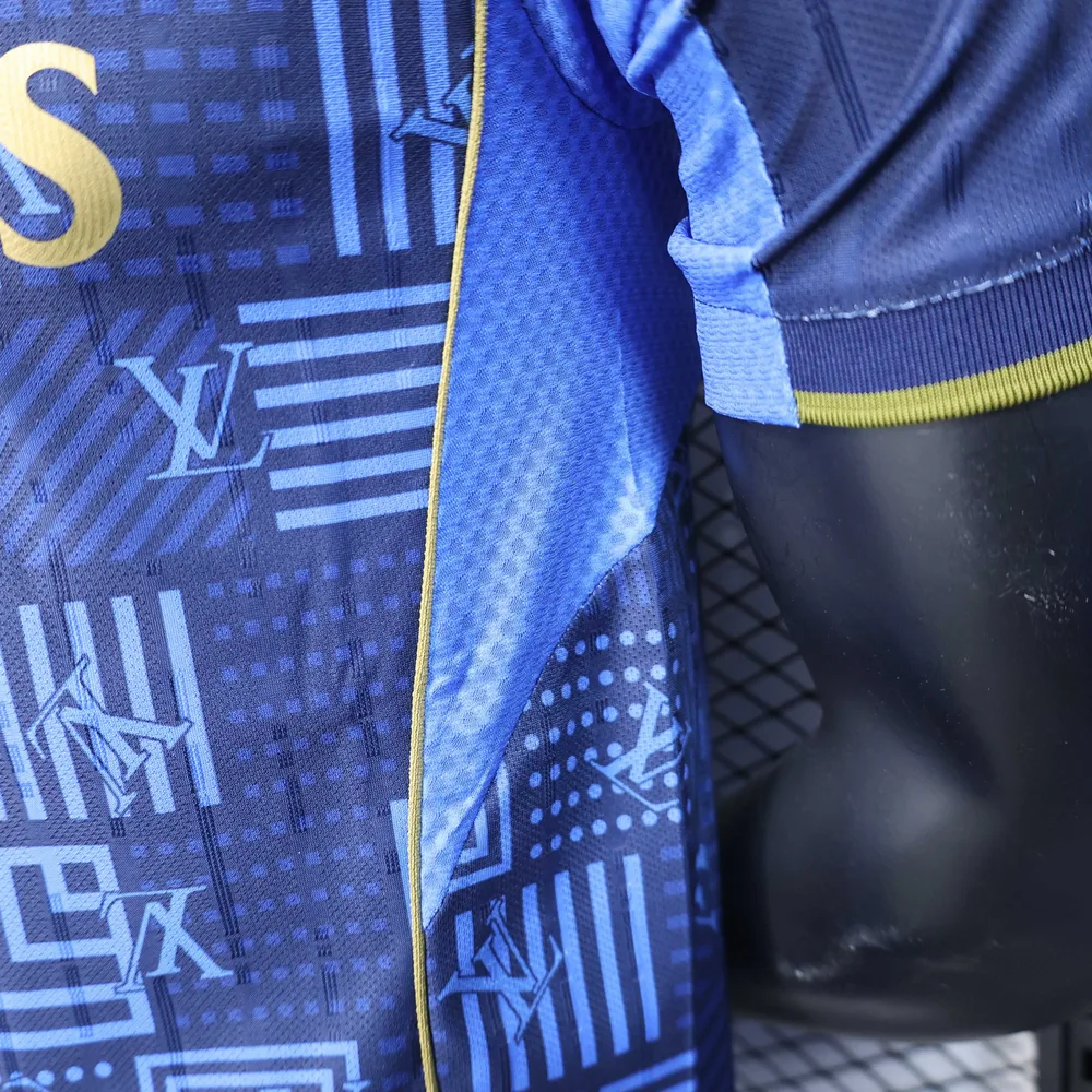 2025/2026 Versión Jugador Camiseta de Fútbol Edición Especial 18 Real Madrid Calidad Tailandesa — Vista 8