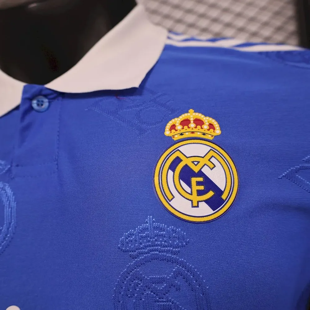 2025/2026 Versión Jugador Edición Especial Real Madrid 04 Camiseta de Fútbol Calidad Tailandesa — Vista 5