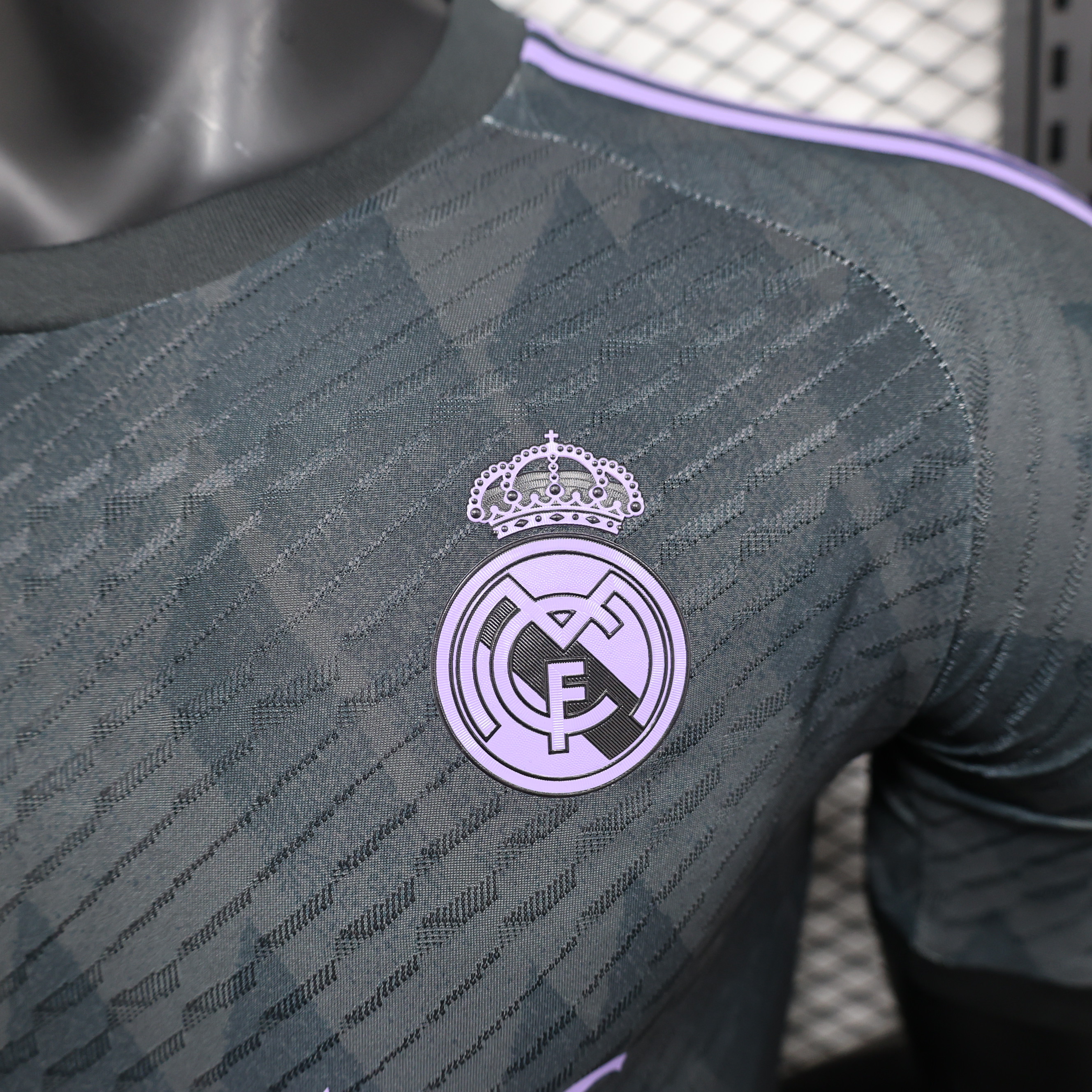 2024/2025 Versión Jugador Real Madrid Edición Especial 14 Camiseta de Fútbol Calidad Tailandesa — Vista 11