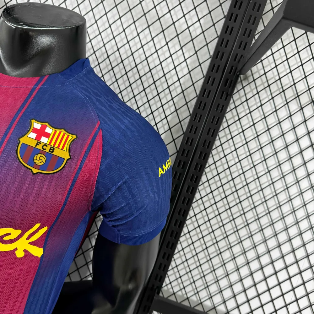 2025/2026 Versión Jugador Camiseta de Fútbol Local Colaboración Barcelona x Travis Scott Calidad Thai — Vista 8