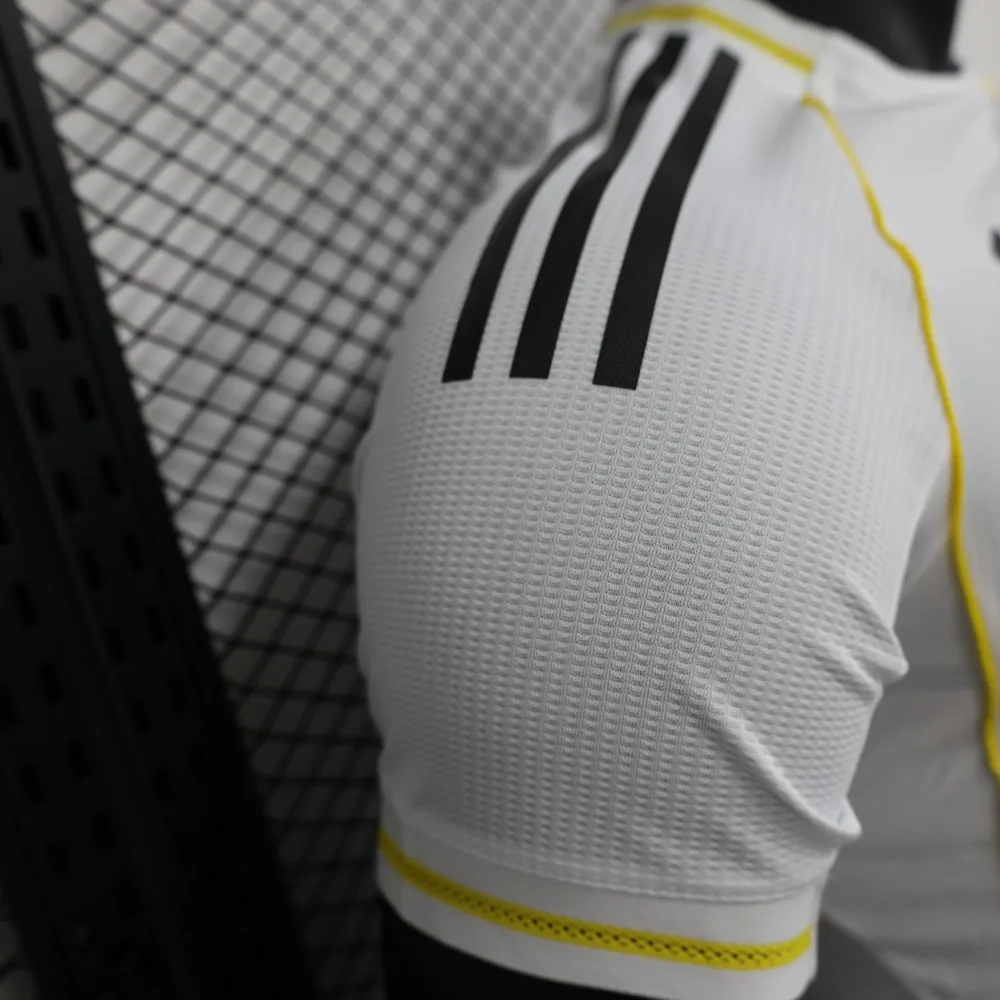 2025/2026 Versión Jugador Real Madrid Camiseta Local Calidad Tailandesa — Vista 6