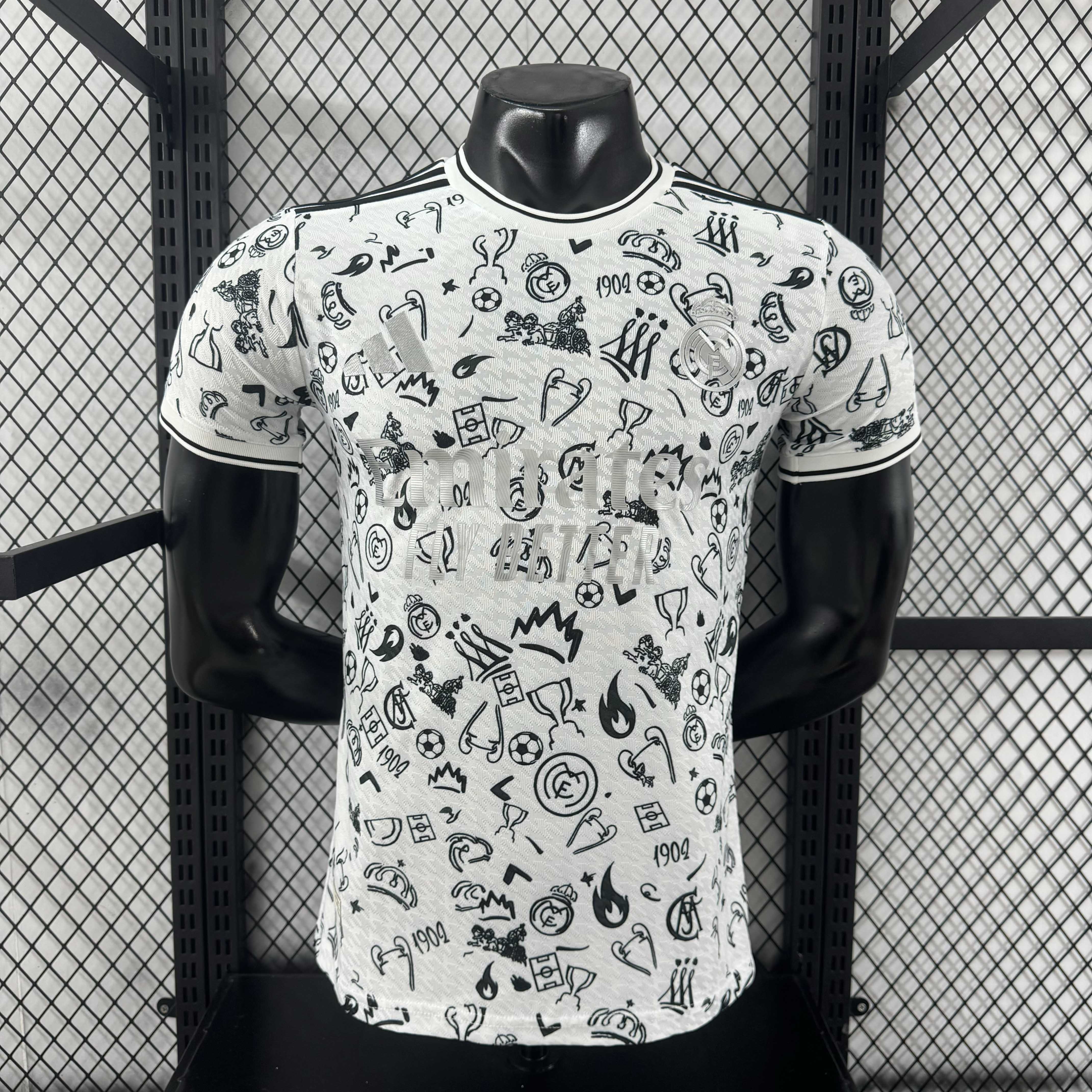 2025/2026 Camiseta Edición Especial 44 Real Madrid Versión Jugador Calidad Tailandesa — Vista 11