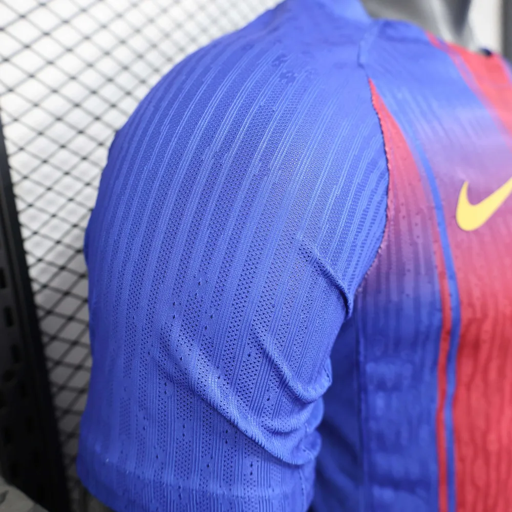 2025/2026 Versión Jugador Camiseta de Fútbol Local del Barcelona Calidad Tailandesa — Vista 8