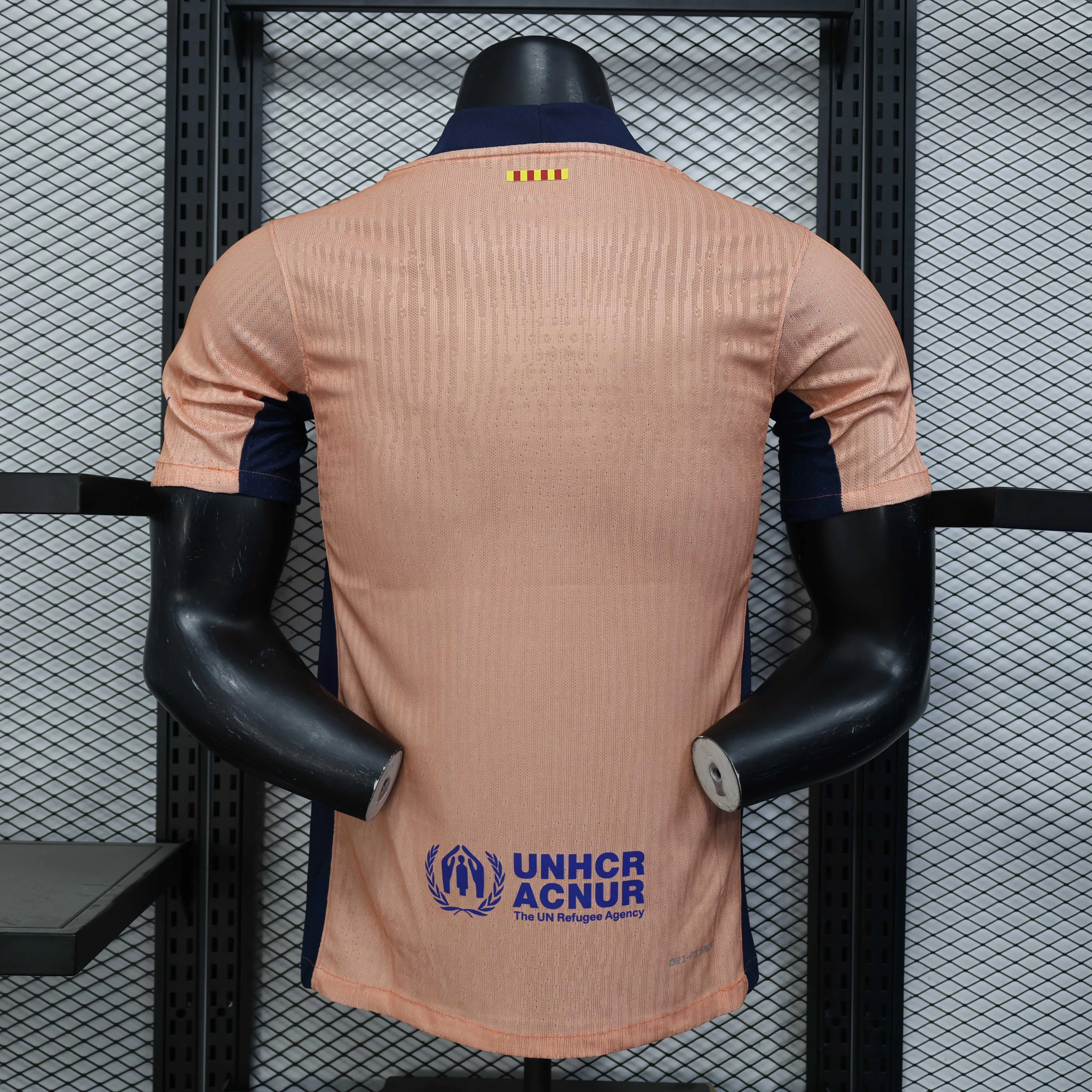 2025/2026 Versión Jugador Camiseta de Fútbol Rosa Barcelona 01 Calidad Tailandesa — Vista 14