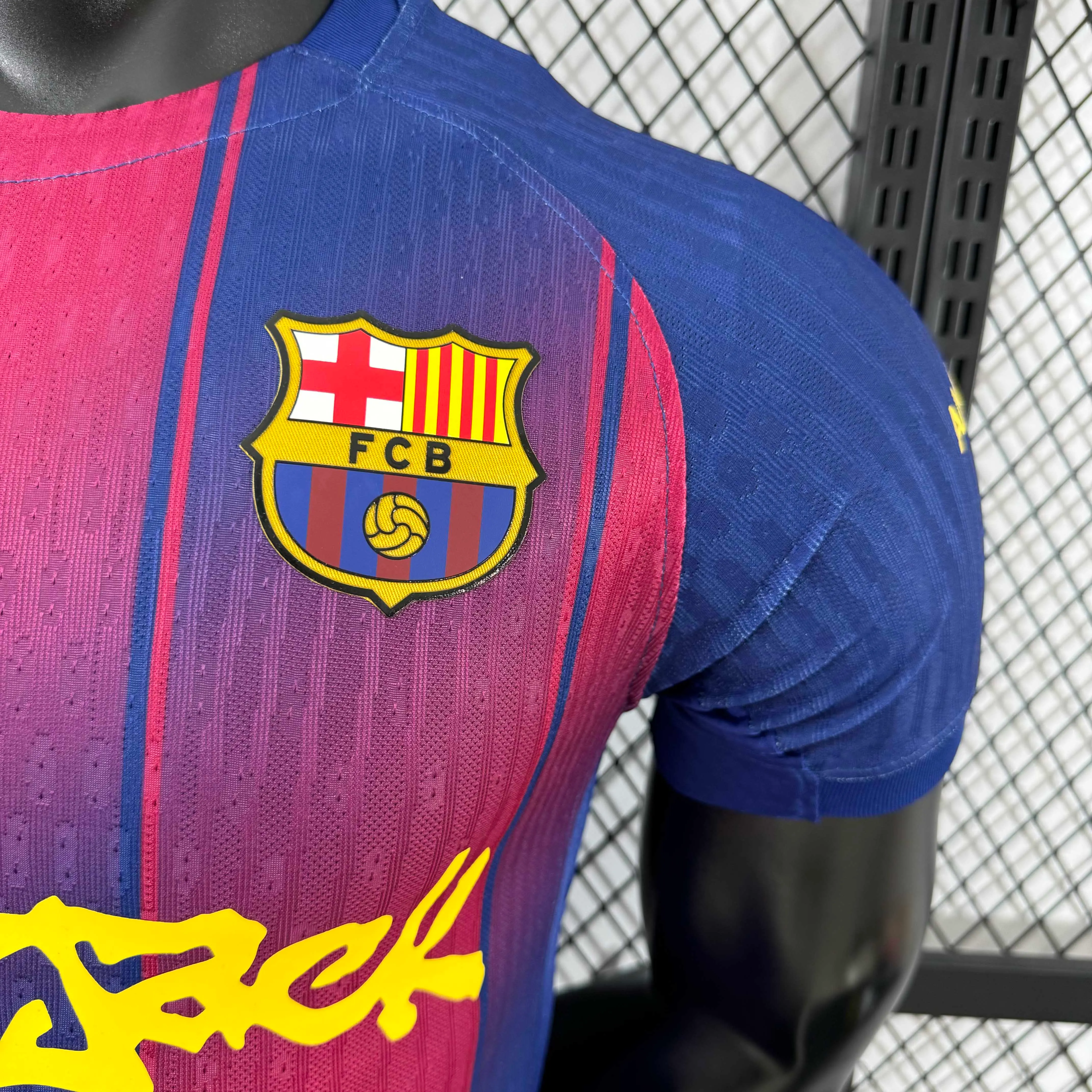 2025/2026 Versión Jugador Camiseta de Fútbol Local Colaboración Barcelona x Travis Scott Calidad Thai — Vista 15