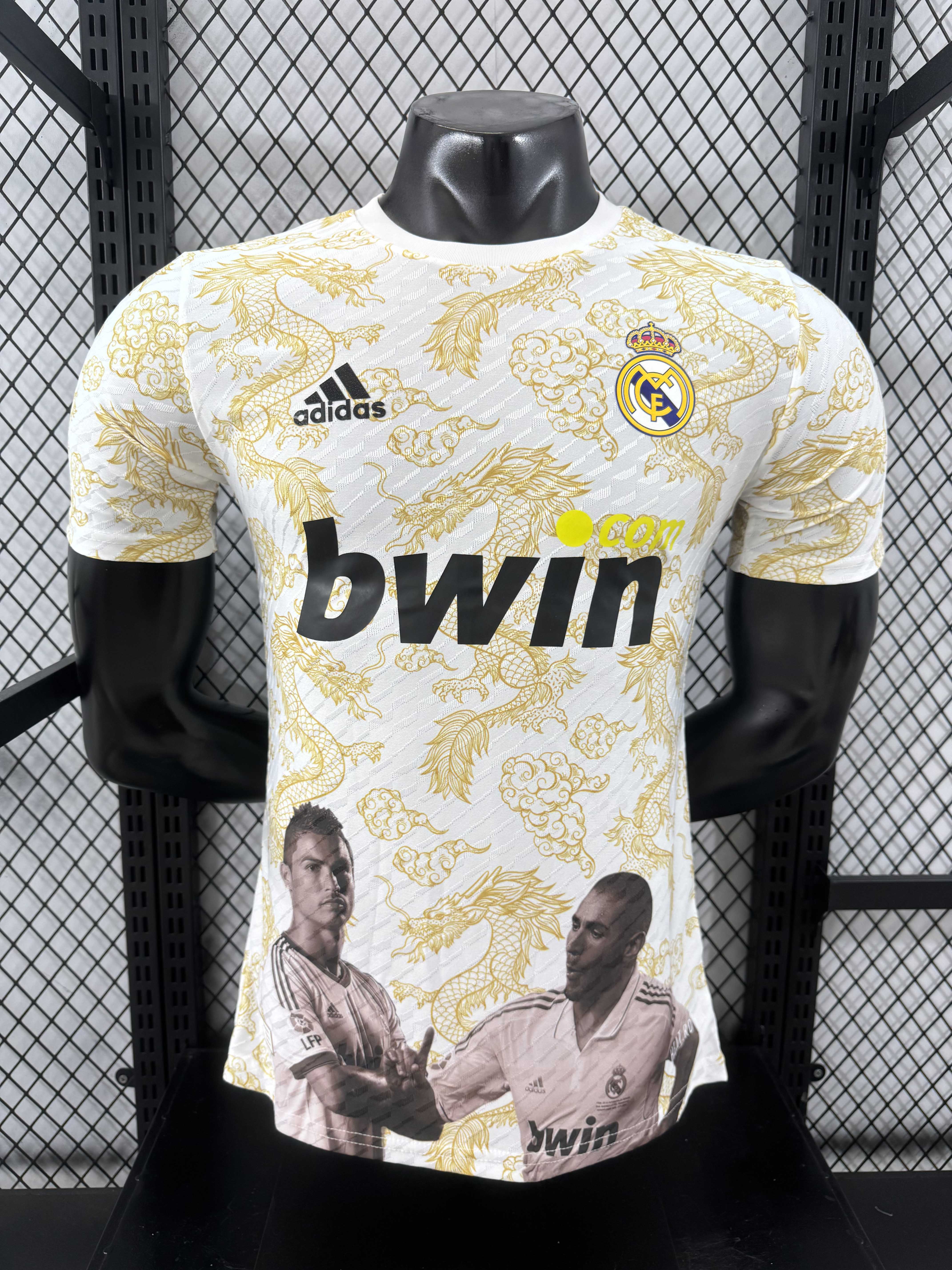 2025/2026 Versión Jugador Real Madrid Edición Especial 40 Camiseta Calidad Tailandesa — Vista 10