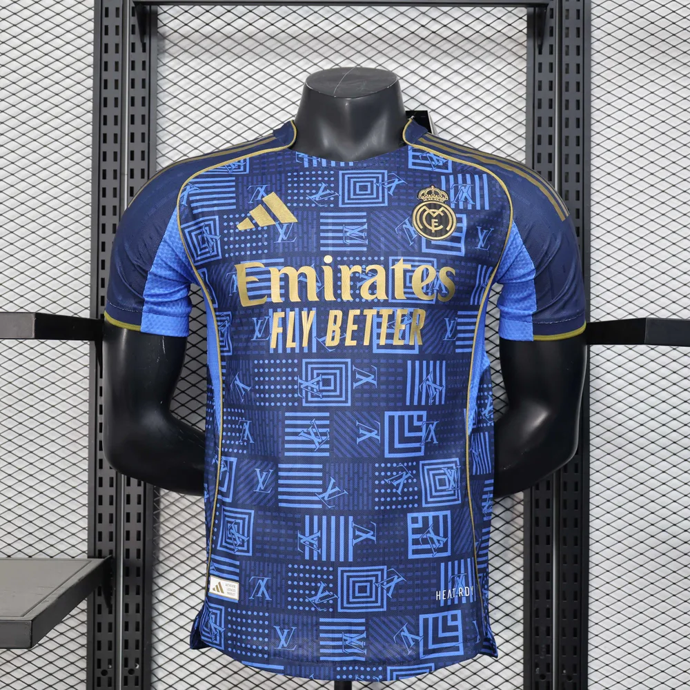2025/2026 Versión Jugador Camiseta de Fútbol Edición Especial 18 Real Madrid Calidad Tailandesa — Vista 1