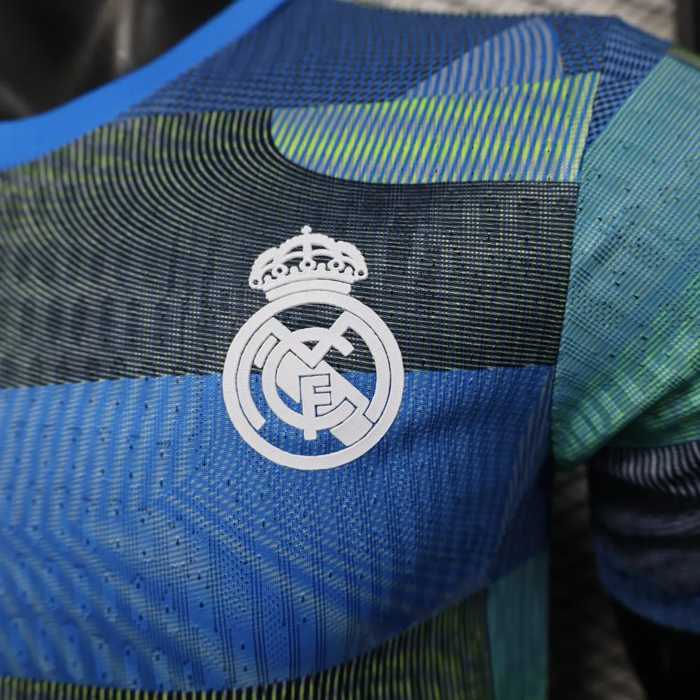 2025/2026 Versión Jugador Real Madrid Ropa de Entrenamiento Prepartido 01 Camiseta de Fútbol Calidad Tailandesa — Vista 5