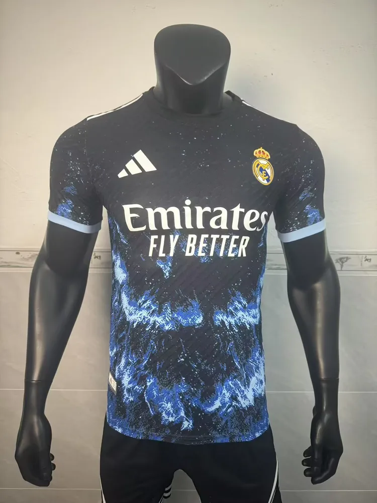 2025/2026 Versión Jugador Real Madrid Edición Especial 22 Camiseta de Fútbol Calidad Tailandesa — Vista 1
