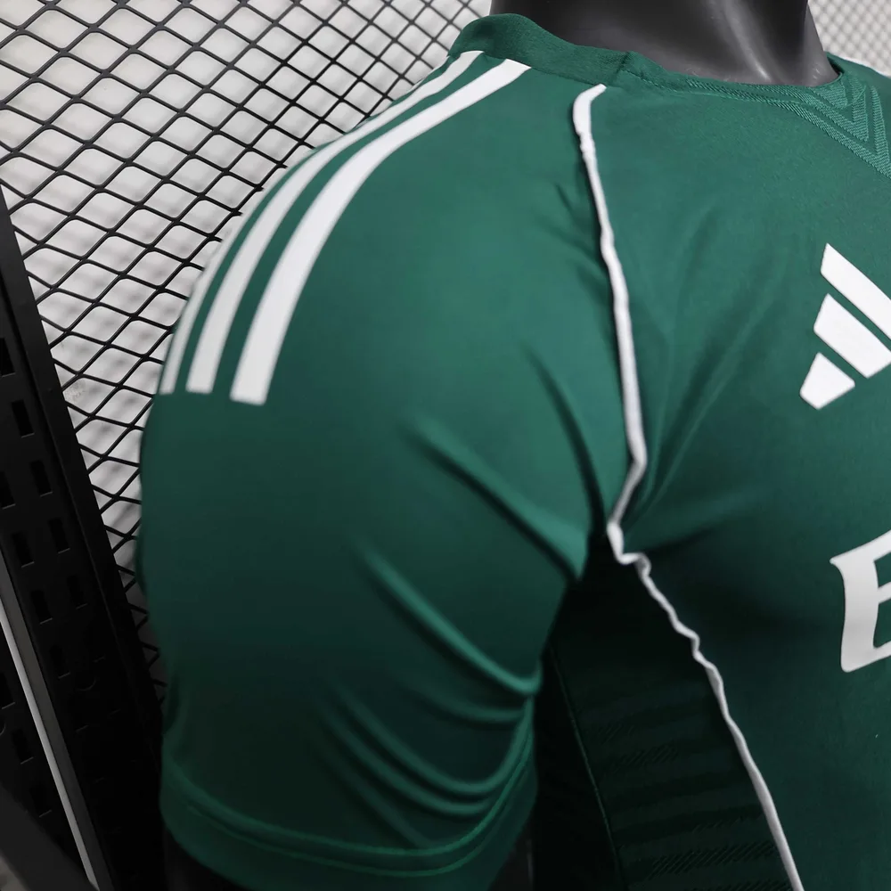 2025/2026 Versión Jugador Real Madrid Edición Especial 41 Camiseta Calidad Tailandesa — Vista 6