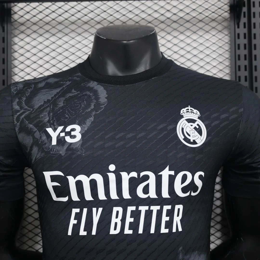 Camiseta Real Madrid Edición Especial Y-3 Negra Versión Jugador 2024/2025 Calidad Tailandesa — Vista 5