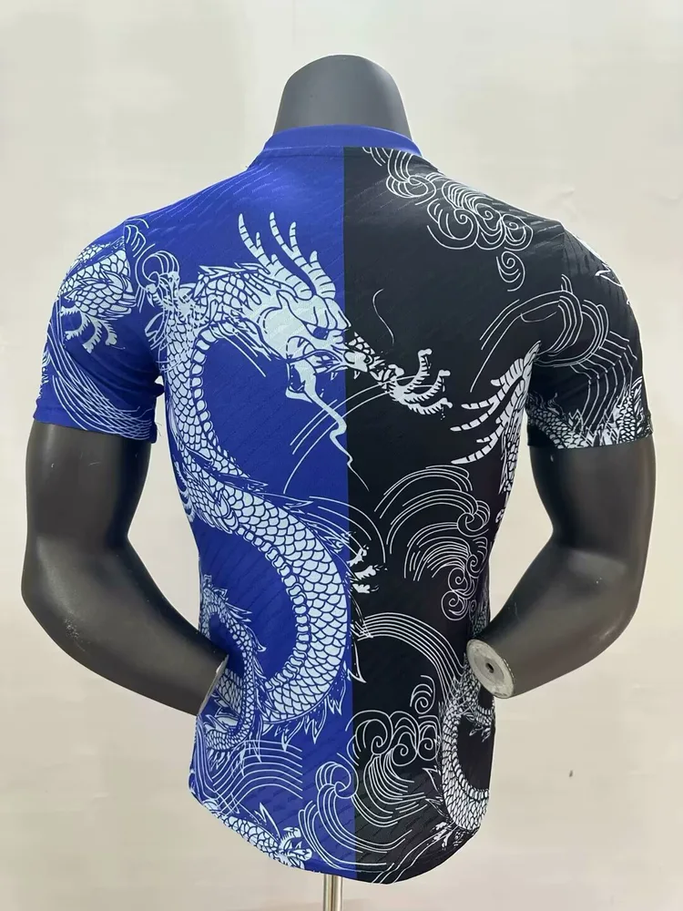 2025/2026 Versión Jugador Real Madrid Estampado Dragón Azul y Negra Camiseta de Fútbol Calidad Thai — Vista 2