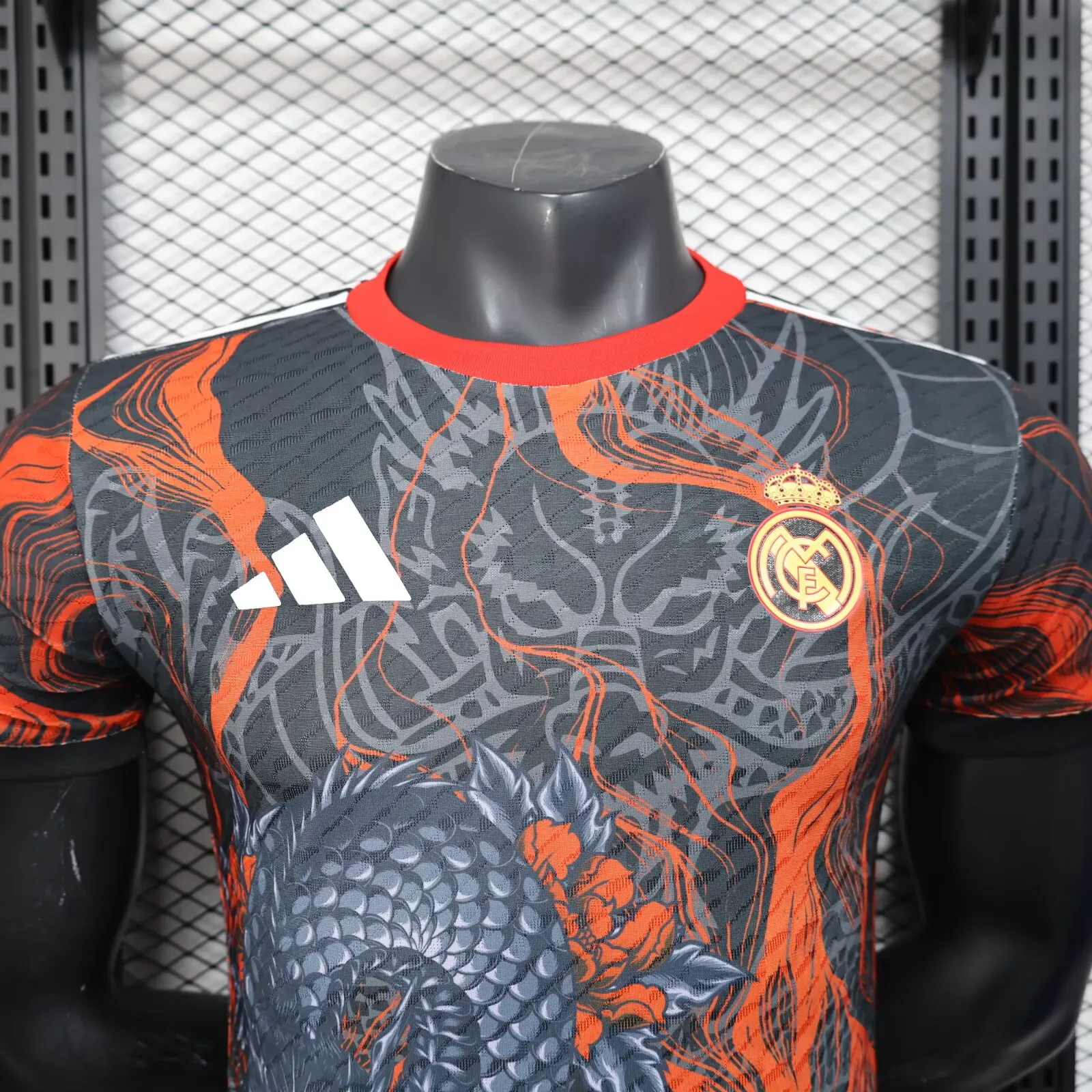 2025/2026 Camiseta de Edición Especial 31 de Real Madrid Versión Jugador Calidad Thai — Vista 12