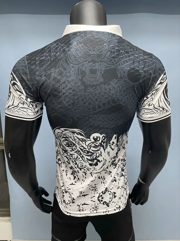 2025/2026 Versión Jugador Real Madrid Edición Especial 28 Camiseta de Fútbol Calidad Thai — Vista 2