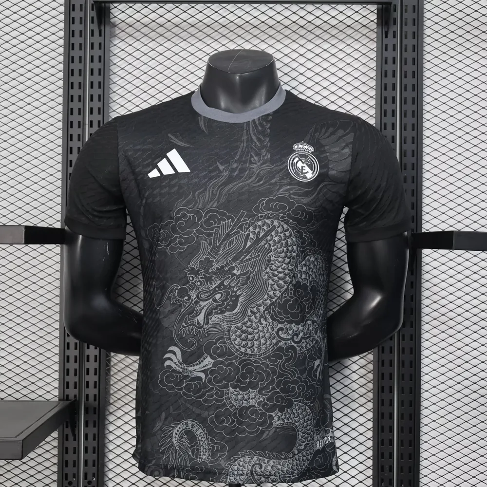 2025/2026 Camiseta de fútbol Real Madrid Edición Especial 32 Versión Jugador Calidad Tailandesa — Vista 1