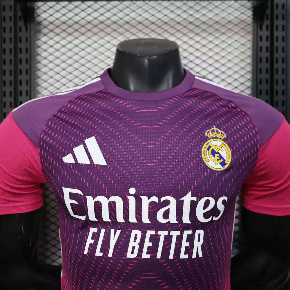 2025/2026 Camiseta Edición Especial 45 Real Madrid Versión Jugador Calidad Tailandesa — Vista 3