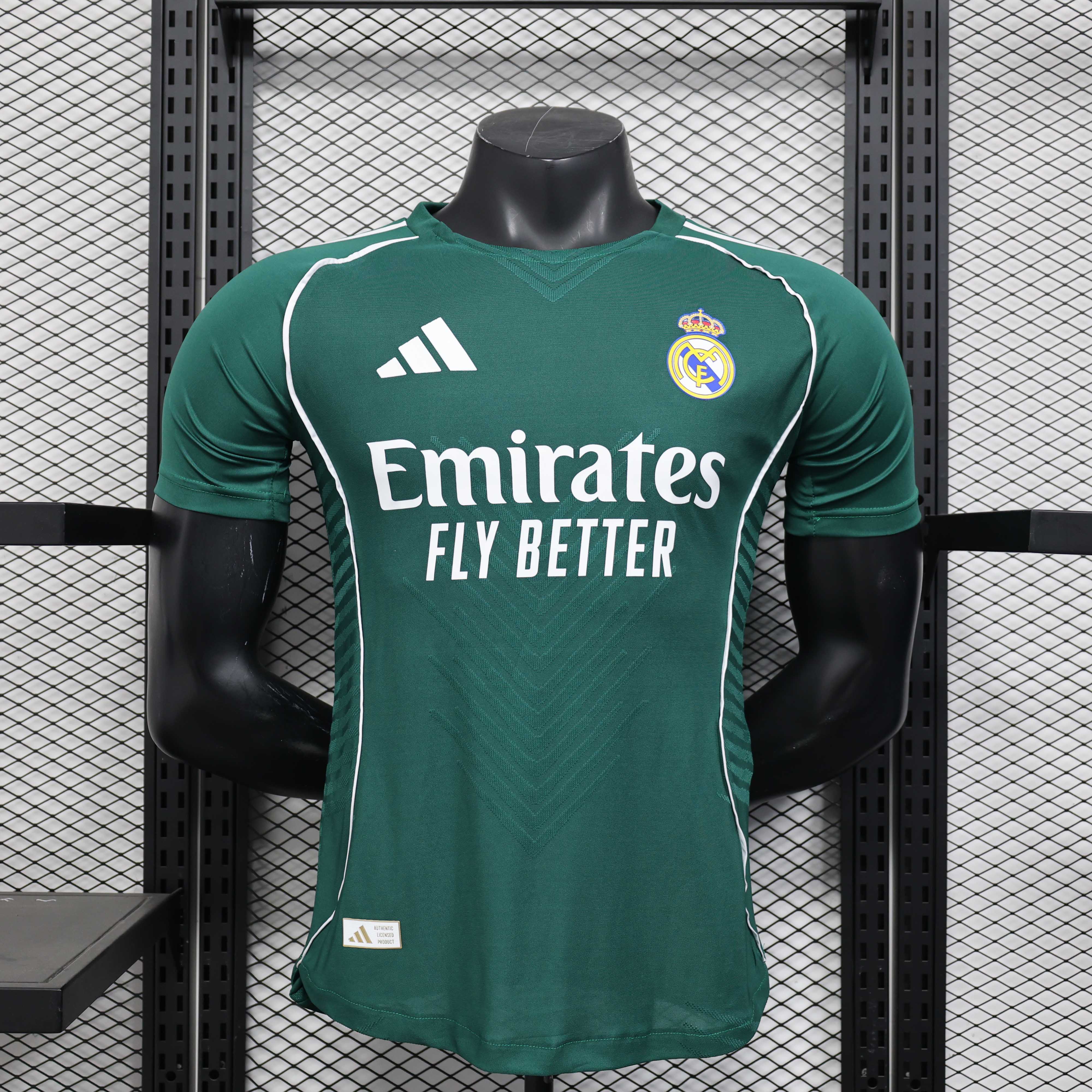 2025/2026 Versión Jugador Real Madrid Edición Especial 41 Camiseta Calidad Tailandesa — Vista 10