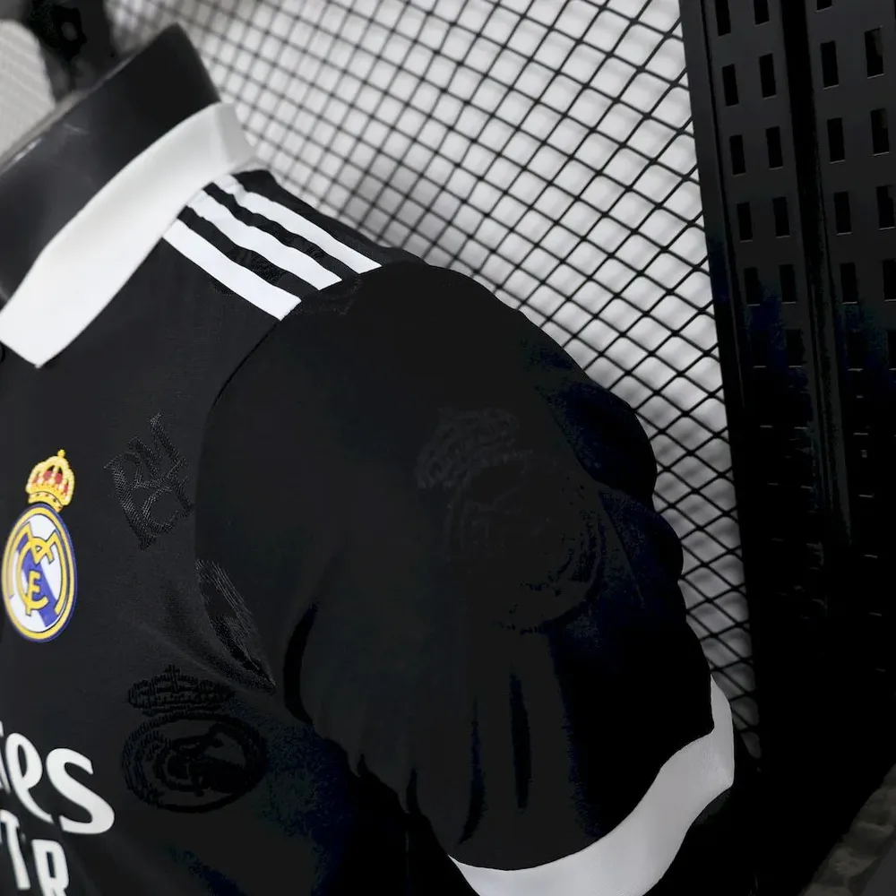 2025/2026 Versión Jugador Edición Especial Real Madrid 02 Camiseta de Fútbol Calidad Tailandesa — Vista 7