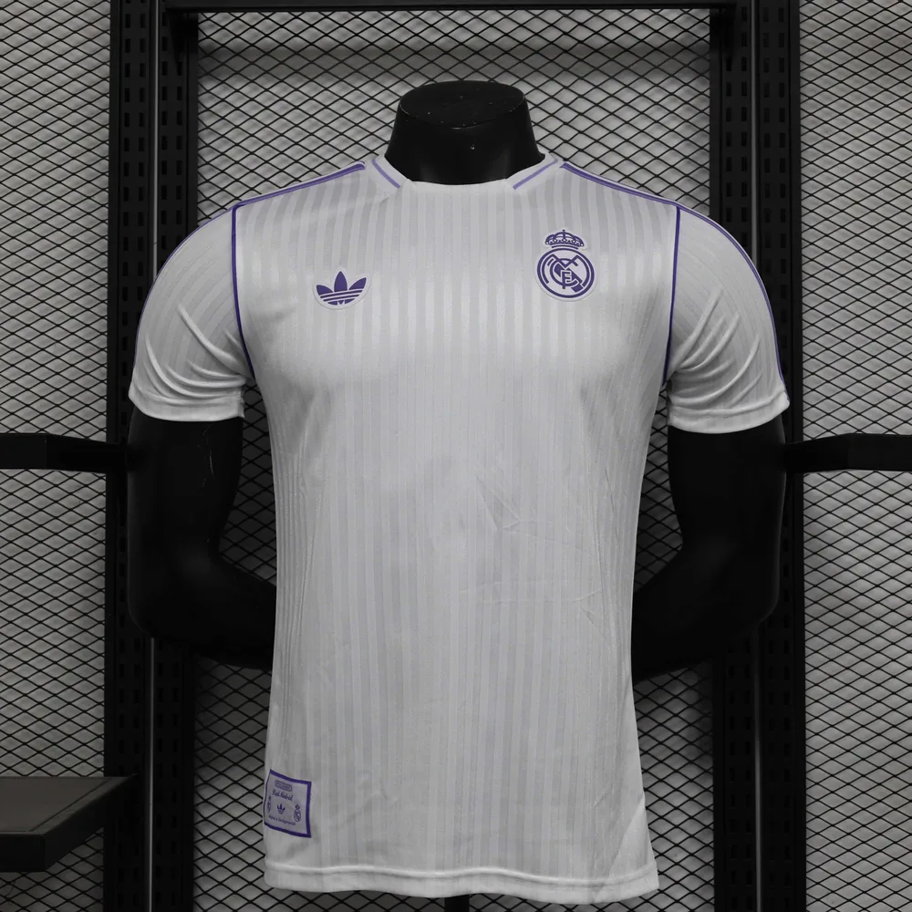 Camiseta de Entrenamiento de Real Madrid 2025/2026 Versión Jugador Fútbol Calidad Tailandesa — Vista 1