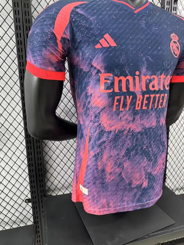 2024/2025 Versión Jugador Real Madrid Edición Especial 10 Camiseta de Fútbol Calidad Tailandesa — Vista 7