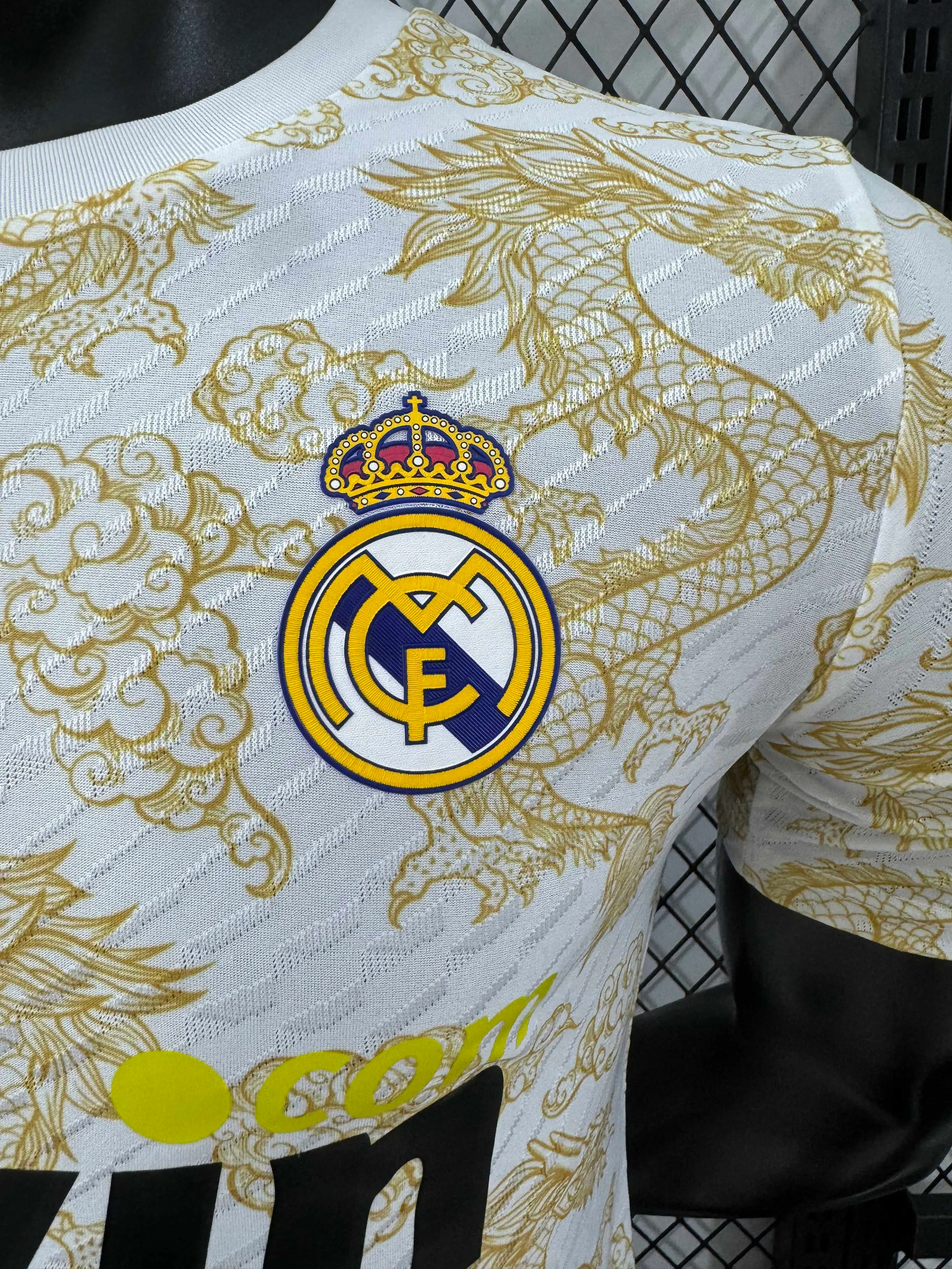 2025/2026 Versión Jugador Real Madrid Edición Especial 40 Camiseta Calidad Tailandesa — Vista 14