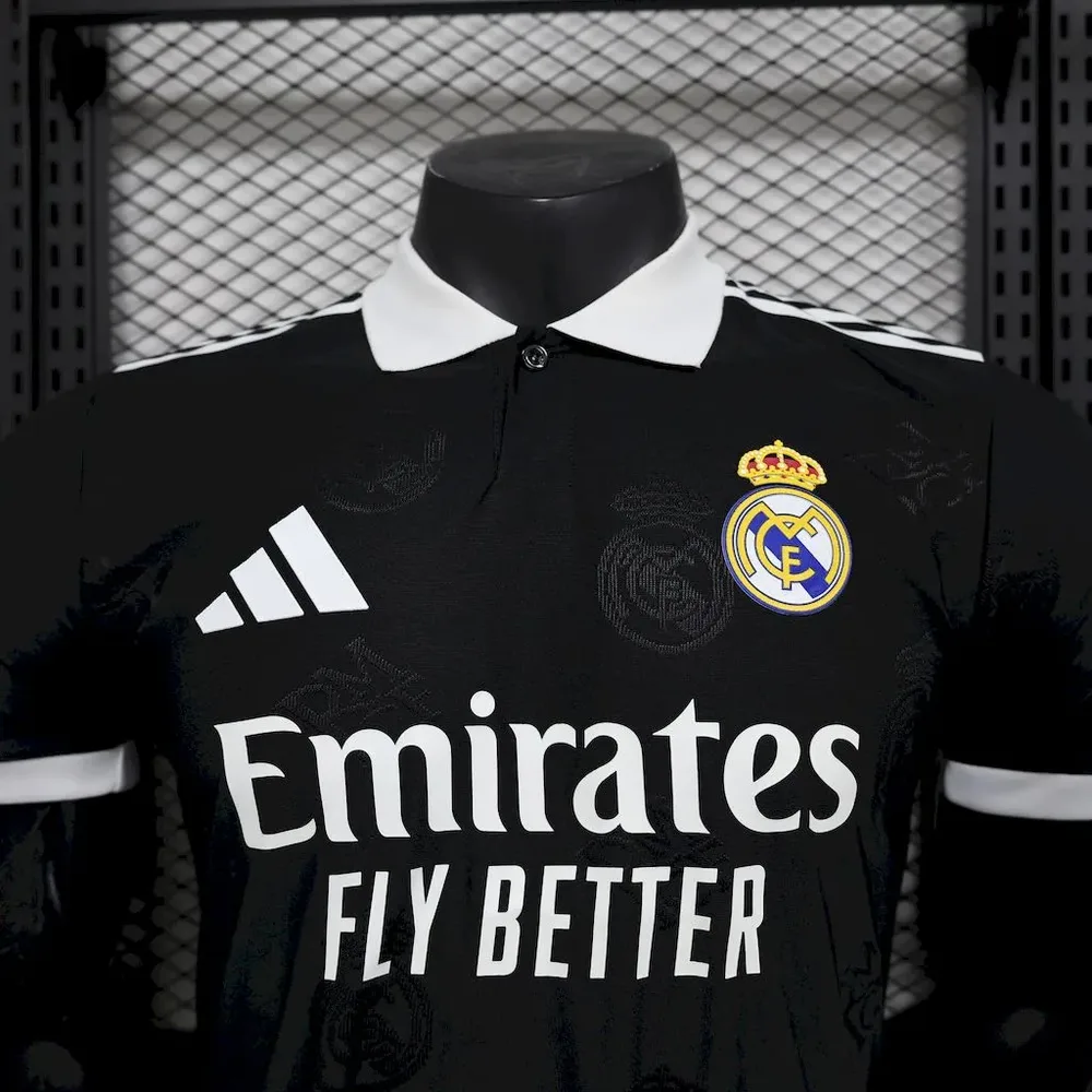 2025/2026 Versión Jugador Edición Especial Real Madrid 02 Camiseta de Fútbol Calidad Tailandesa — Vista 3
