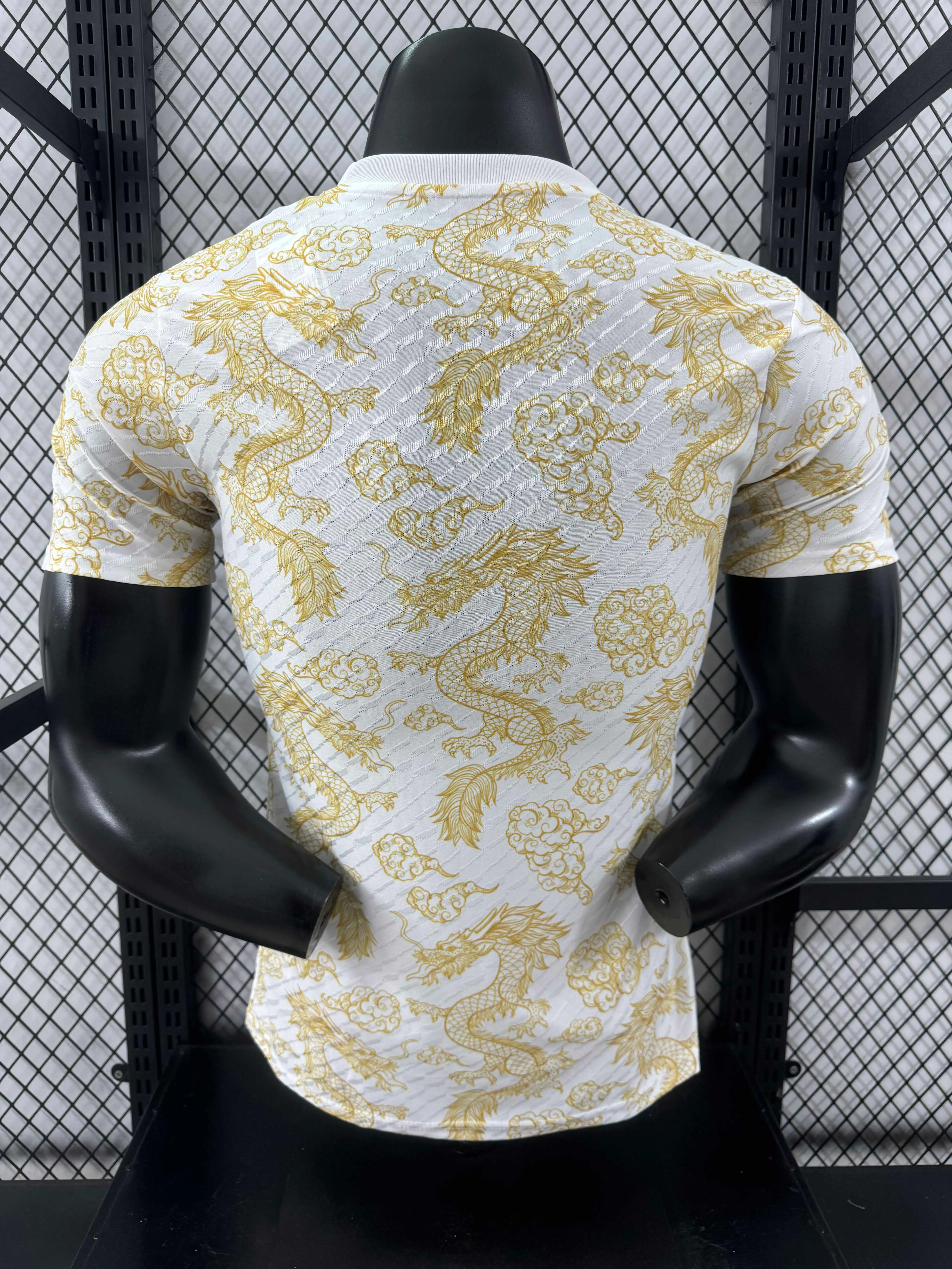2025/2026 Versión Jugador Real Madrid Edición Especial 40 Camiseta Calidad Tailandesa — Vista 11