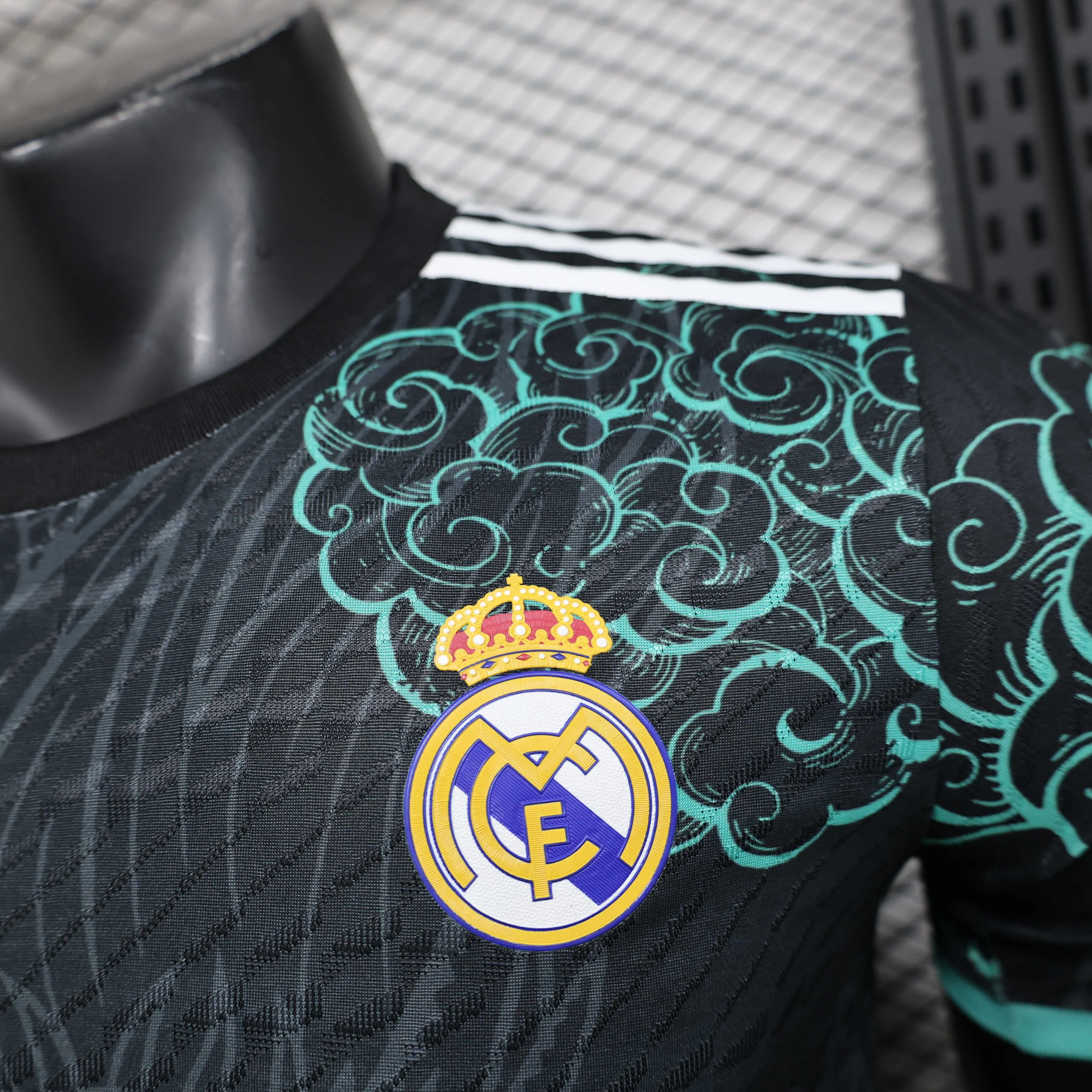2025/2026 Versión Jugador Real Madrid Edición Especial 10 Camiseta Fútbol Calidad Tailandesa — Vista 14