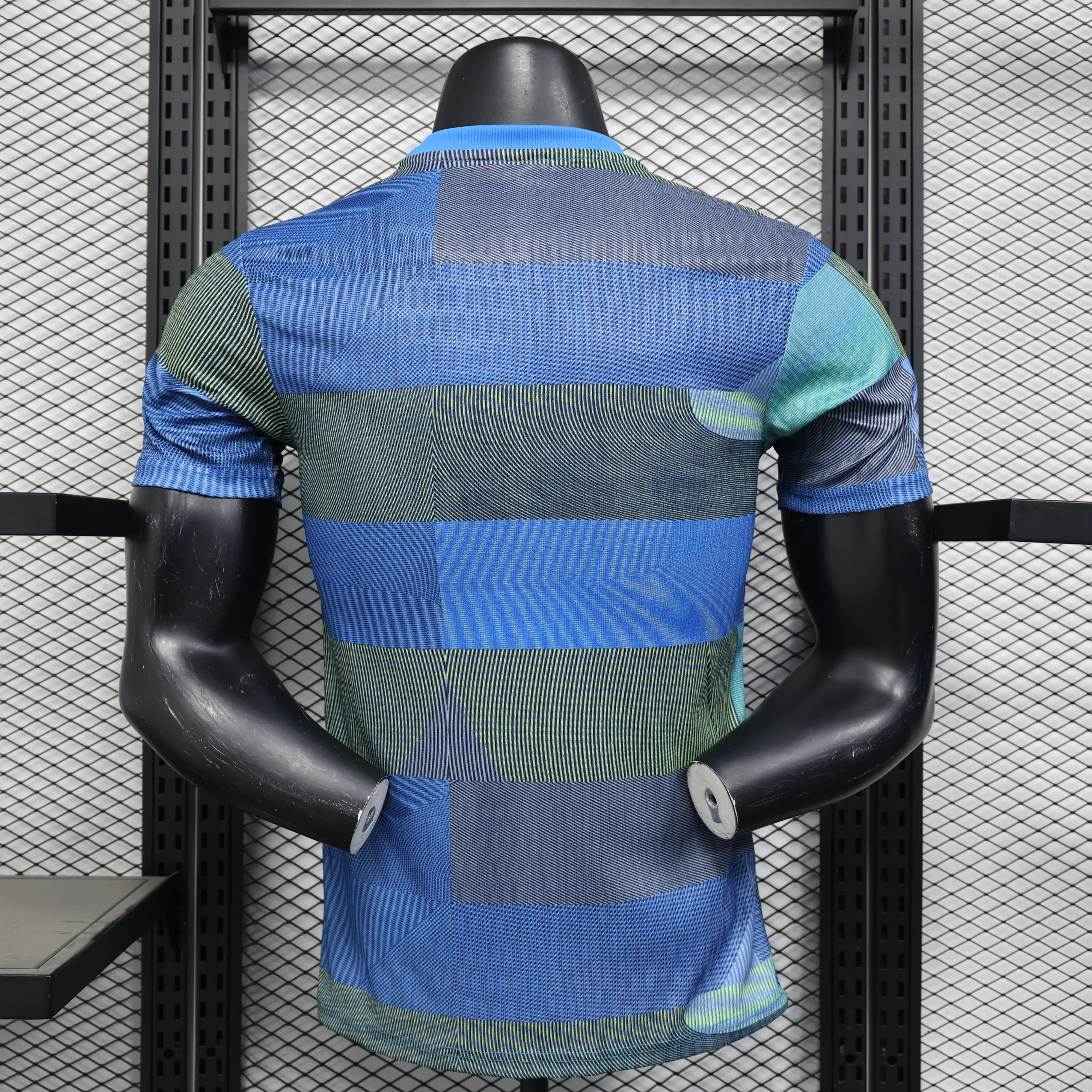 2025/2026 Versión Jugador Real Madrid Ropa de Entrenamiento Prepartido 01 Camiseta de Fútbol Calidad Tailandesa — Vista 11