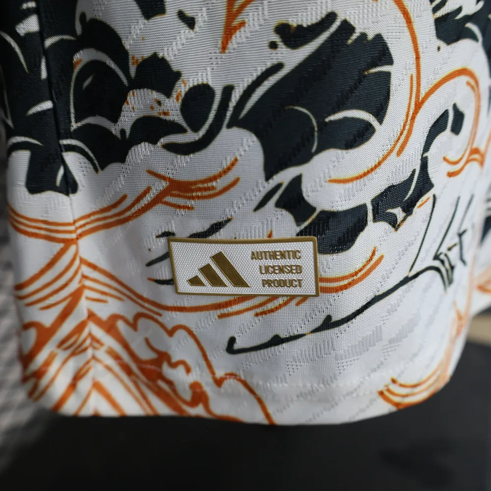 2025/2026 Versión Jugador Real Madrid Edición Especial 11 Camiseta Fútbol Calidad Tailandesa — Vista 8