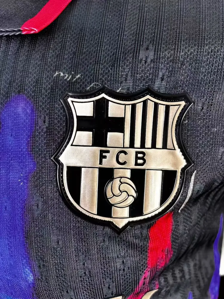 2025/2026 Versión Jugador Edición Especial Barcelona Camiseta de Fútbol Calidad Tailandesa — Vista 4
