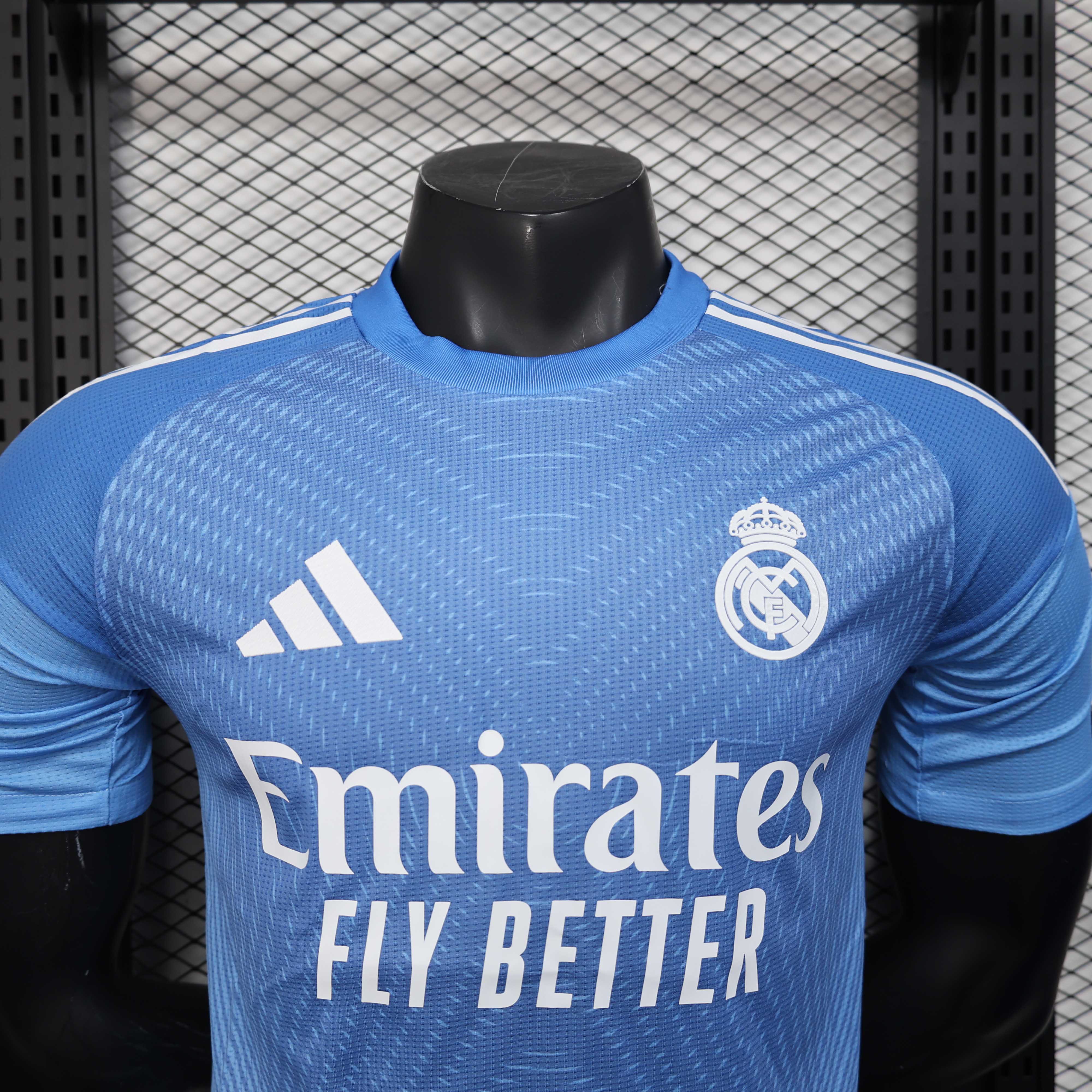 2025/2026 Versión Jugador Real Madrid Edición Especial Azul Camiseta de Fútbol Calidad Thai — Vista 12