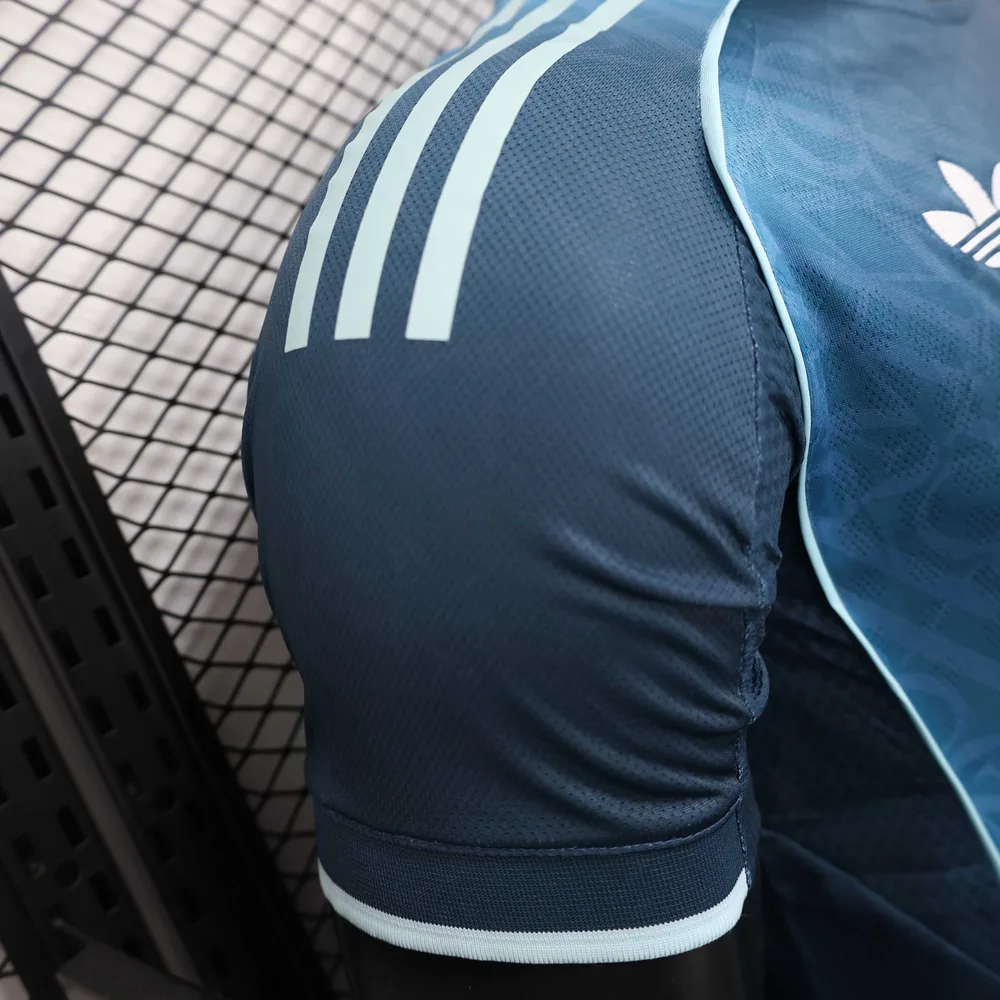 2025/2026 Versión Jugador Real Madrid Edición Especial 42 Camiseta de Fútbol Calidad Tailandesa — Vista 6
