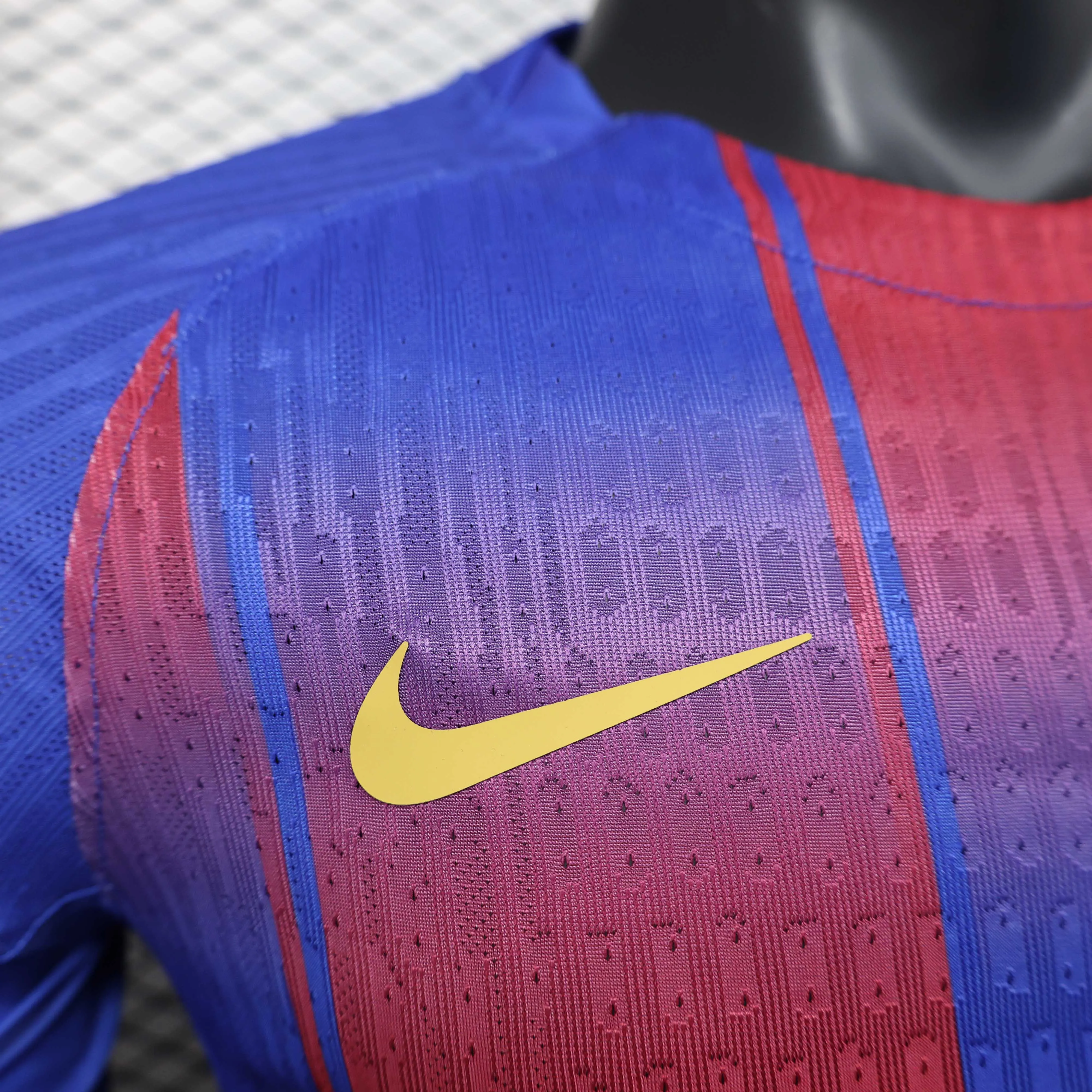 2025/2026 Versión Jugador Camiseta de Fútbol Local del Barcelona Calidad Tailandesa — Vista 15
