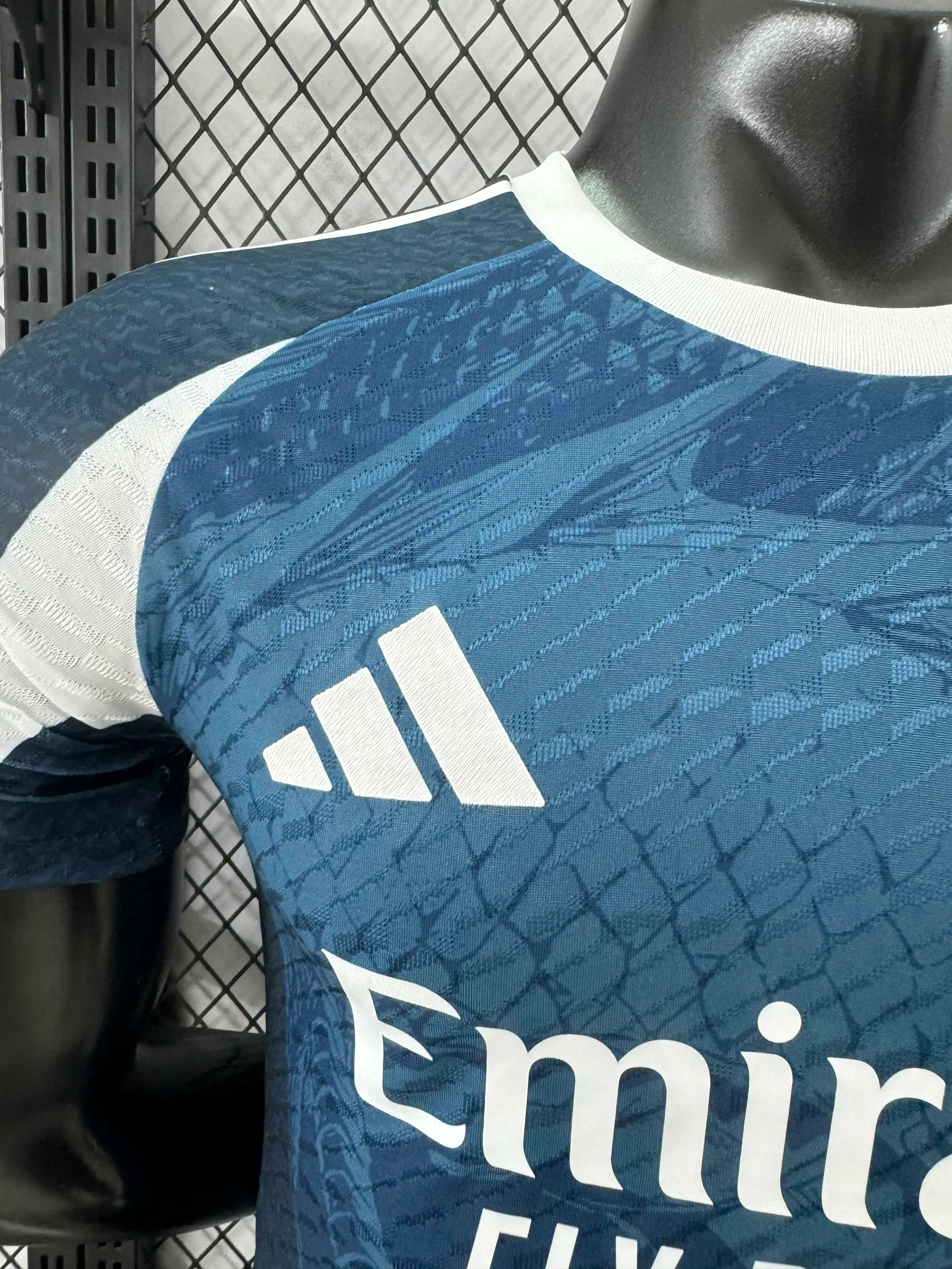 2025/2026 Versión Jugador Real Madrid Edición Especial 39 Camiseta Calidad Tailandesa — Vista 13