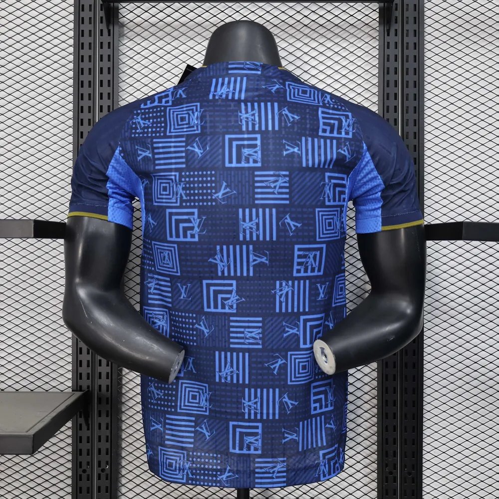 2025/2026 Versión Jugador Camiseta de Fútbol Edición Especial 18 Real Madrid Calidad Tailandesa — Vista 2
