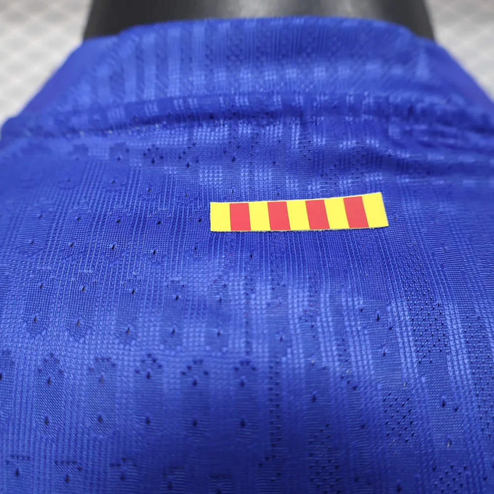 2025/2026 Versión Jugador Camiseta de Fútbol Local del Barcelona Calidad Tailandesa — Vista 6