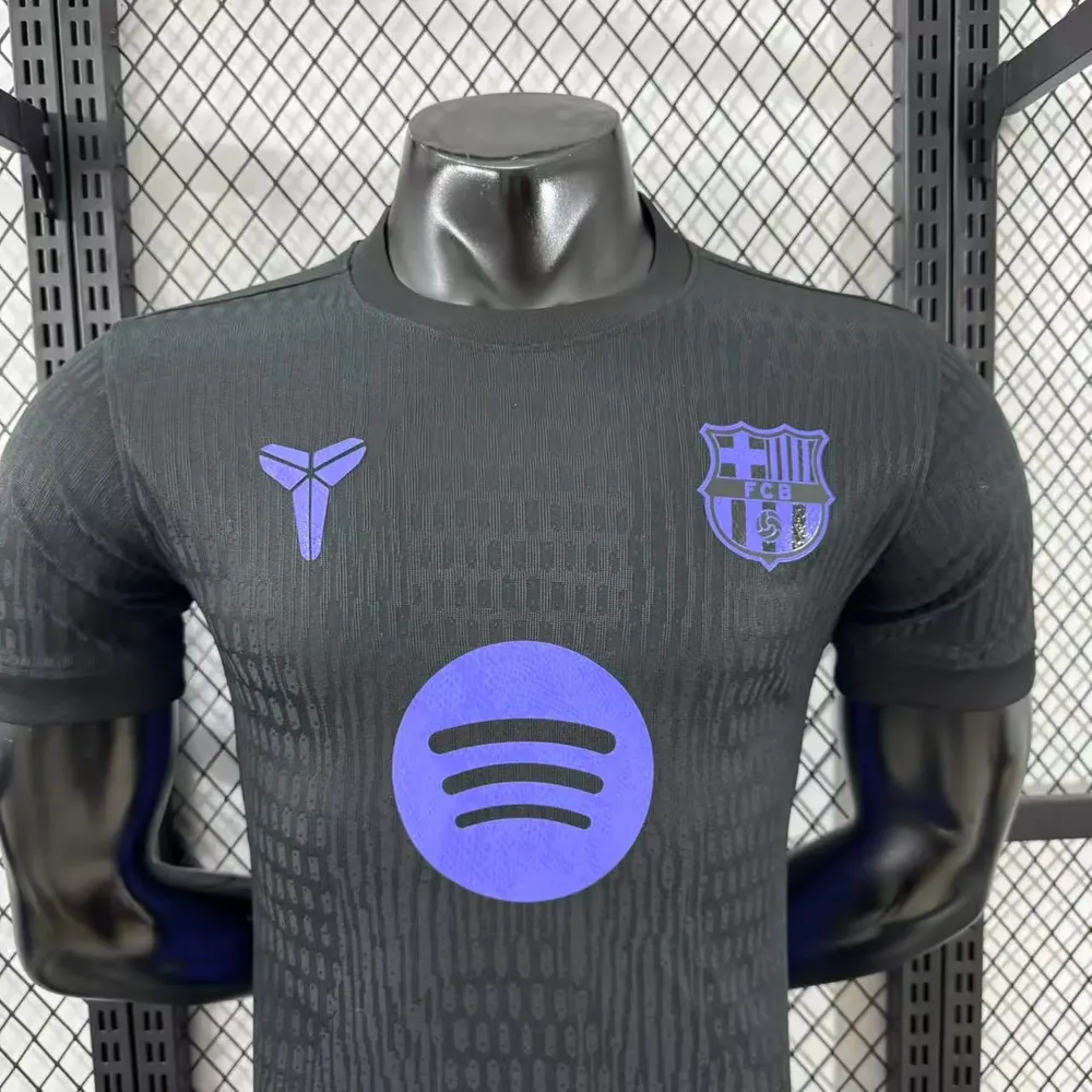 2025/2026 Camiseta de Fútbol Versión Jugador Barcelona Versión Conjunta Negra Calidad Tailandesa — Vista 3