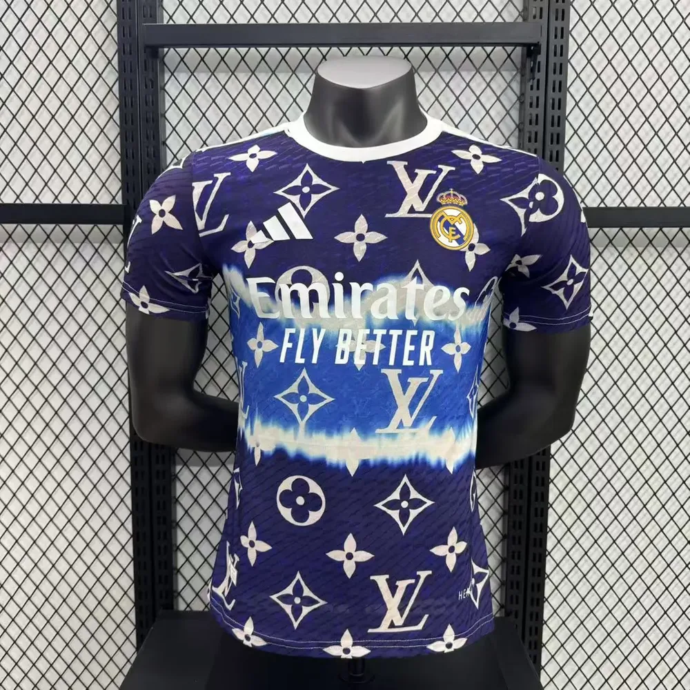 2025/2026 Versión Jugador Real Madrid Edición Especial 37 Camiseta Calidad Tailandesa — Vista 1