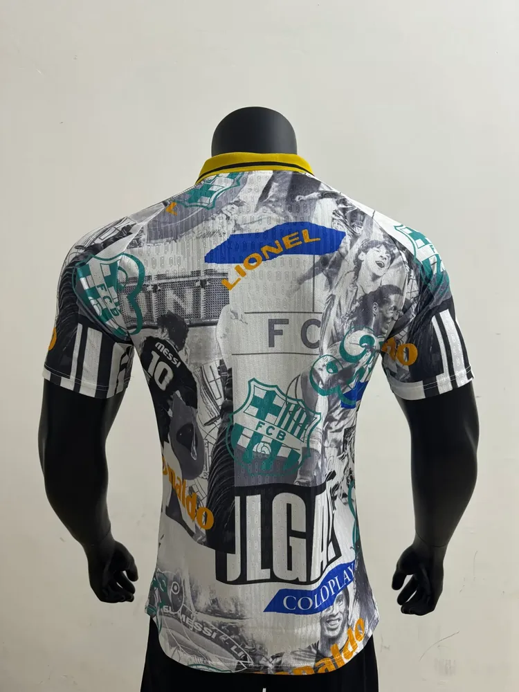 Camiseta de Fútbol Barcelona 2025/2026 Versión Jugador Edición Co-branded Ronaldinho Calidad Tailandesa — Vista 2