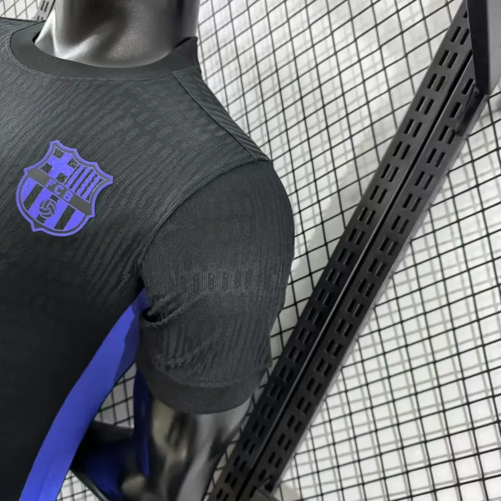 2025/2026 Camiseta de Fútbol Versión Jugador Barcelona Versión Conjunta Negra Calidad Tailandesa — Vista 8